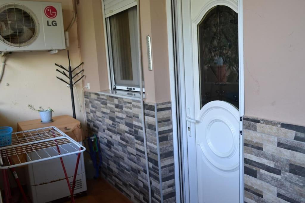 Vasiliki'S Cosy House Leilighet Nea Michaniona Eksteriør bilde